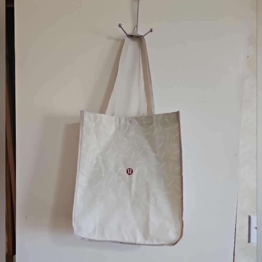 Lululemon Athletica White and Tan Tote Bag